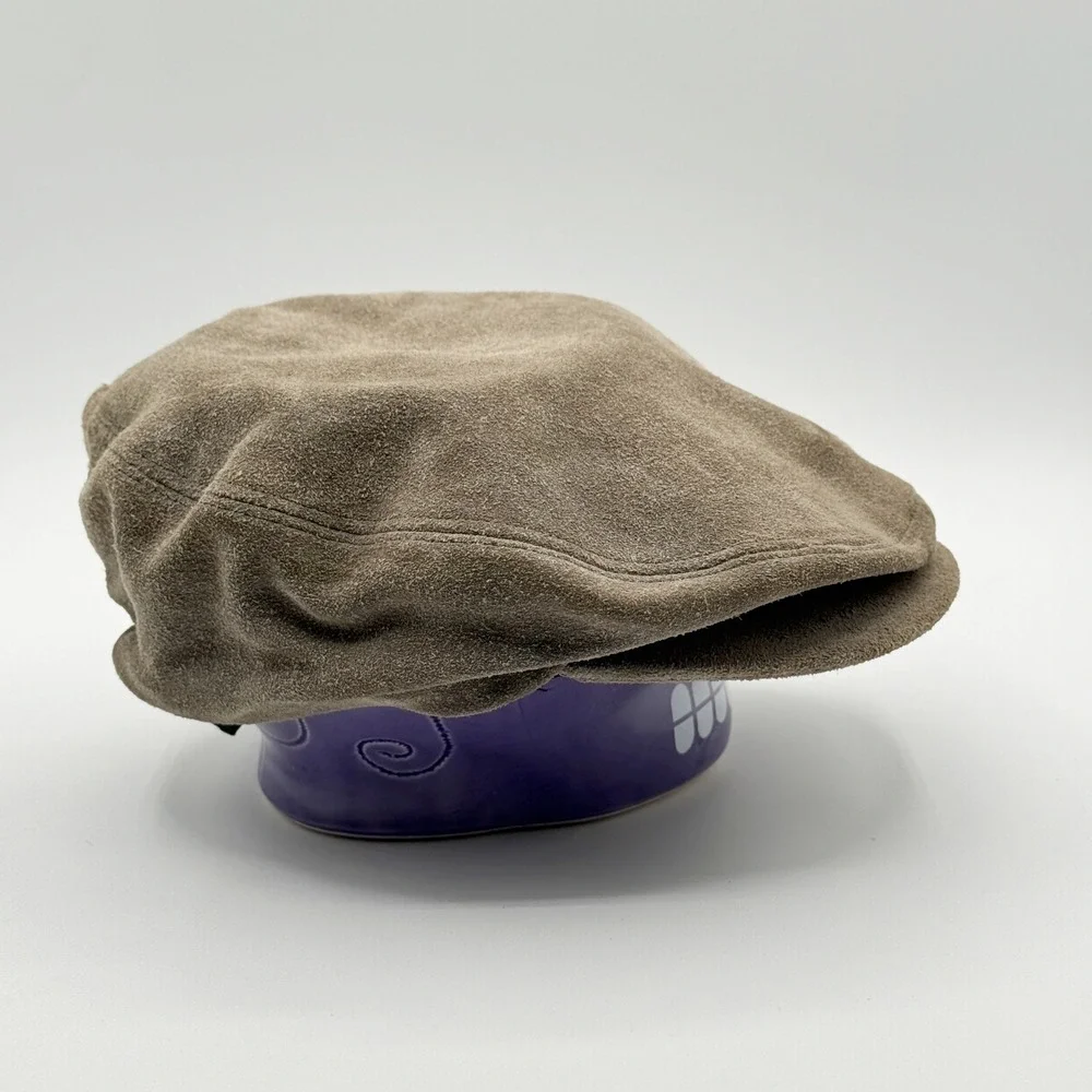 Vintage WILSONS Suede Newsboy Flat Cabbie Hat Size one size adjustable Tan‎